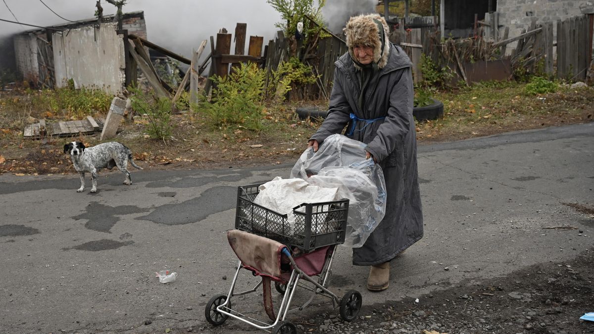 Český fotograf o hroutící se ukrajinské pevnosti: Z Pokrovsku jsou ruiny, bude se mi zoufale stýskat